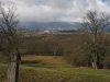 Depuis Avully, au loin le village de Challex, situ sur le territoire franais.