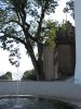 Fontaine, devant le Chteau