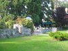 Terrasse de caf, dans un vieux jardin