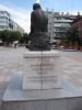 <i>Erigée une première fois en 1908, livrée aux Allemands en 1942, cette statue a été rétablie par souscription publique et inaugurée à nouveau le 4 septembre 1960</i>